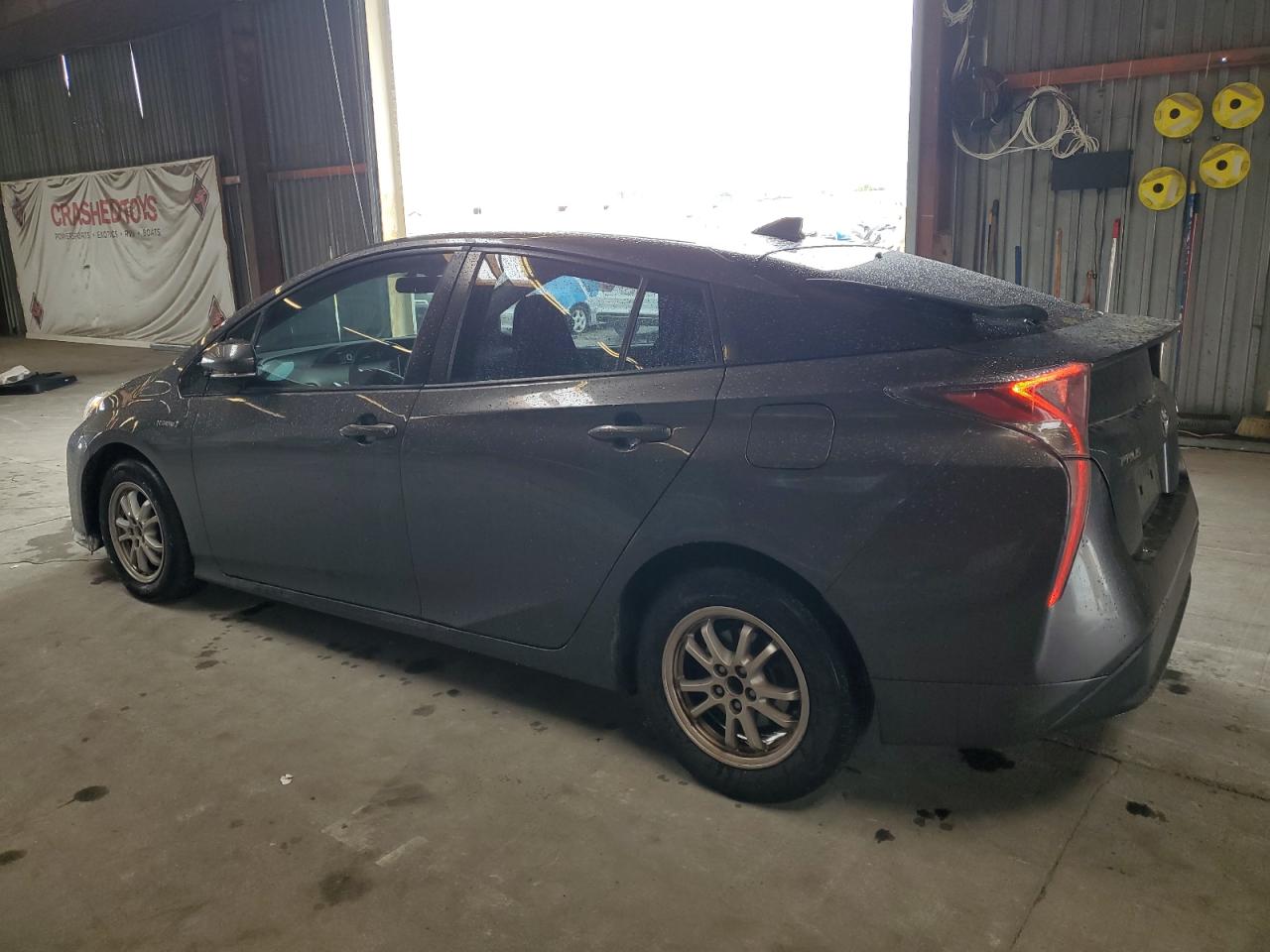 2016 Toyota Prius - Image 2