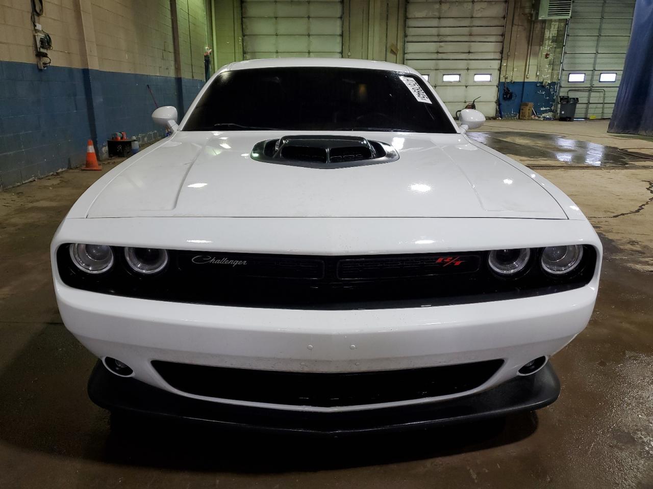 2016 Dodge Challenger - Image 5