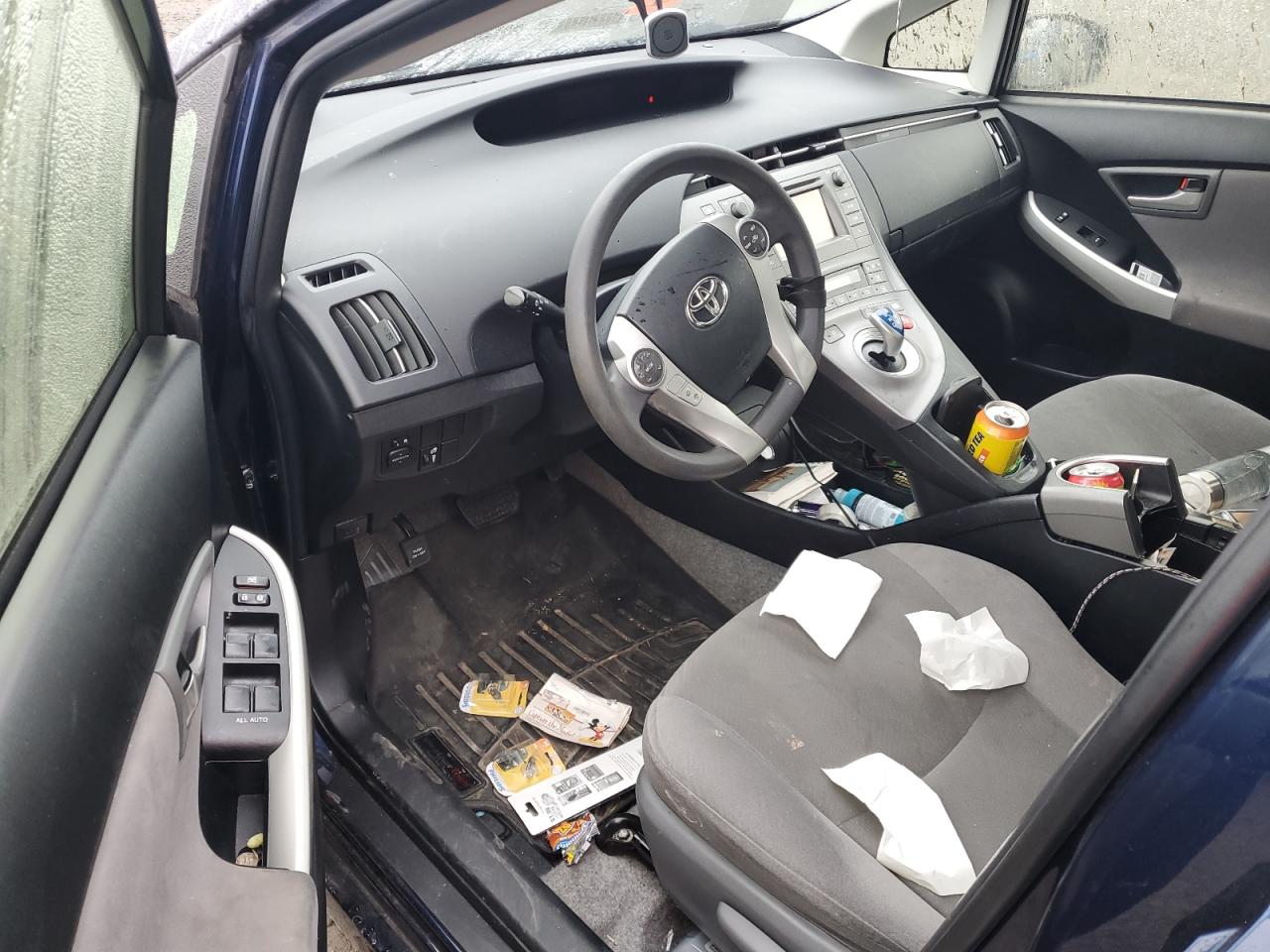 2014 Toyota Prius - Image 8