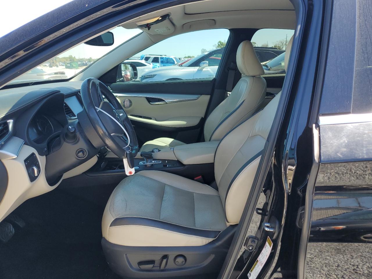 2019 Infiniti QX50 - Image 7