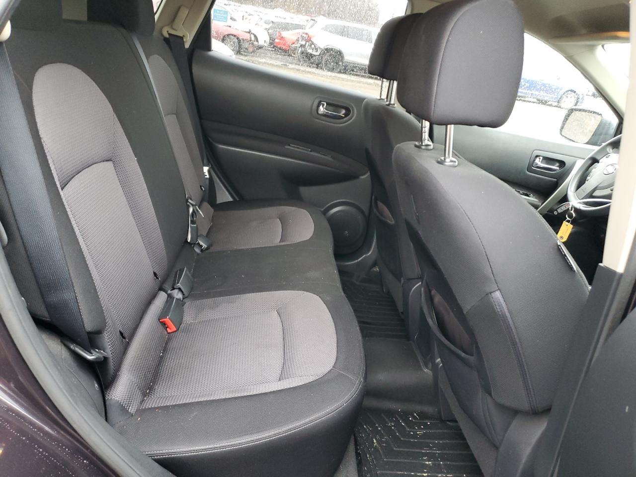 2011 Nissan Rogue - Image 11