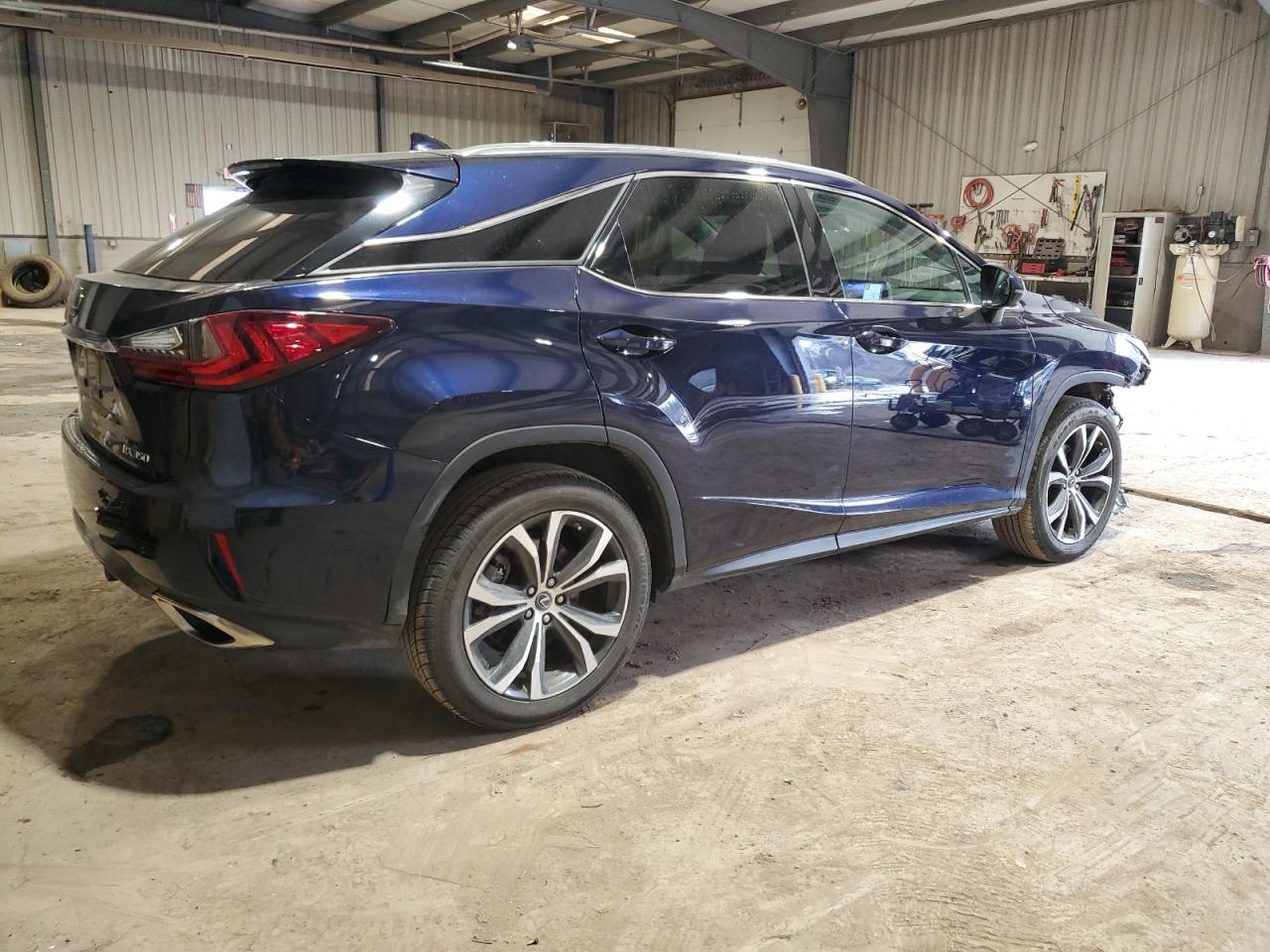 2019 Lexus RX - Image 3