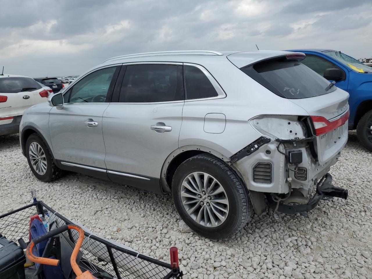 2017 Lincoln MKX - Image 2
