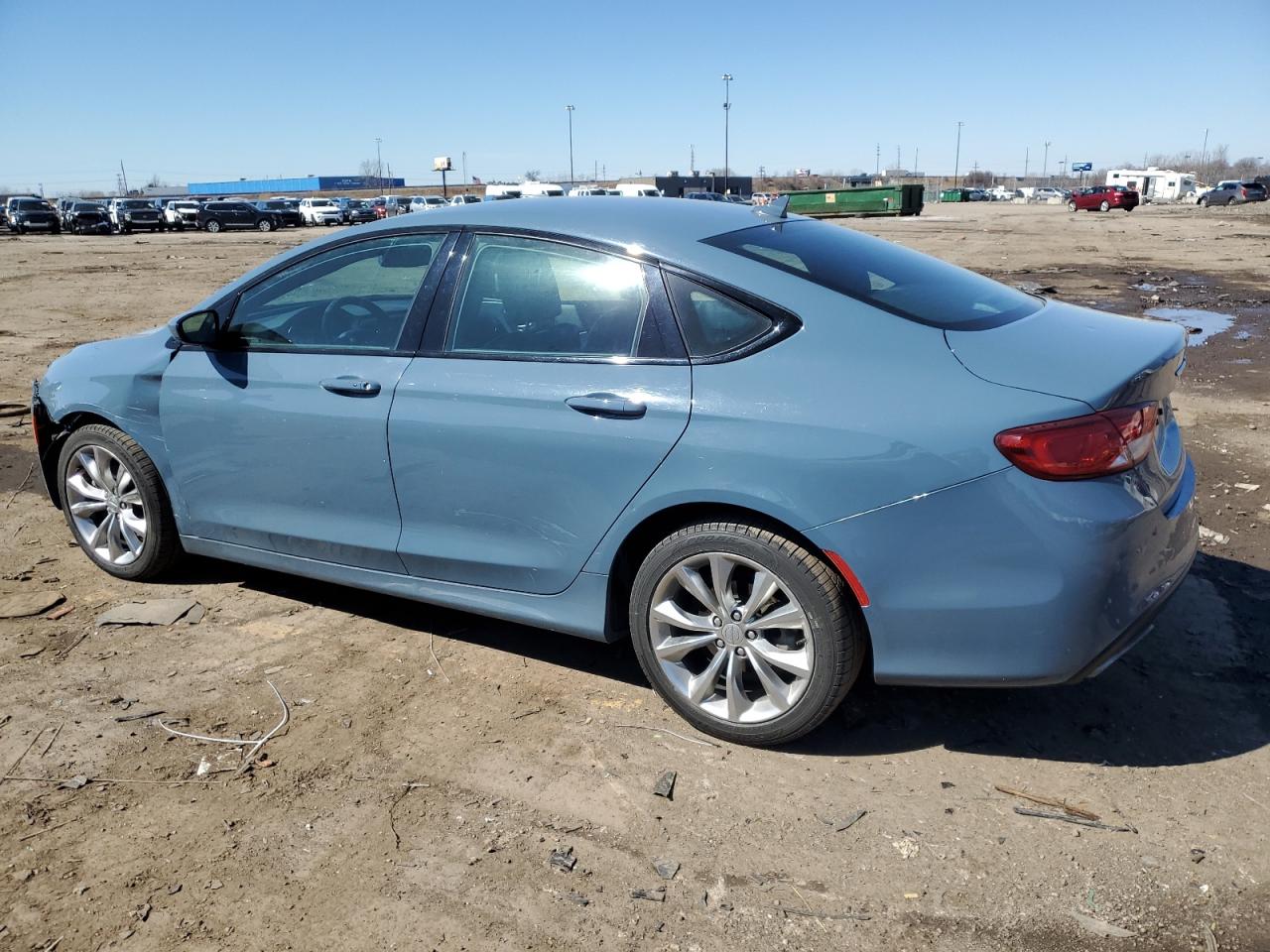 2015 Chrysler 200 - Image 2