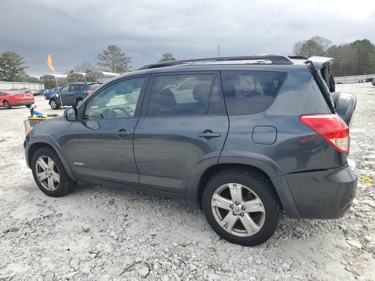 2007 Toyota RAV 4 - Image 2