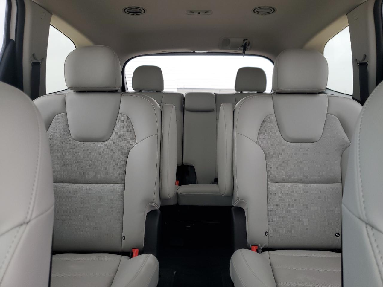 2022 Kia Telluride - Image 10