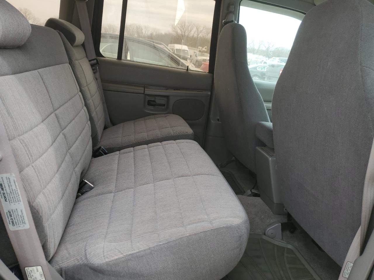 1996 Ford Explorer - Image 11