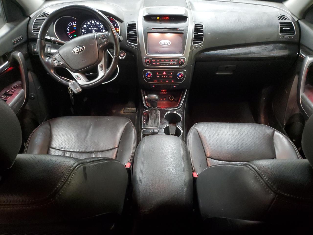 2014 Kia Sorento - Image 8