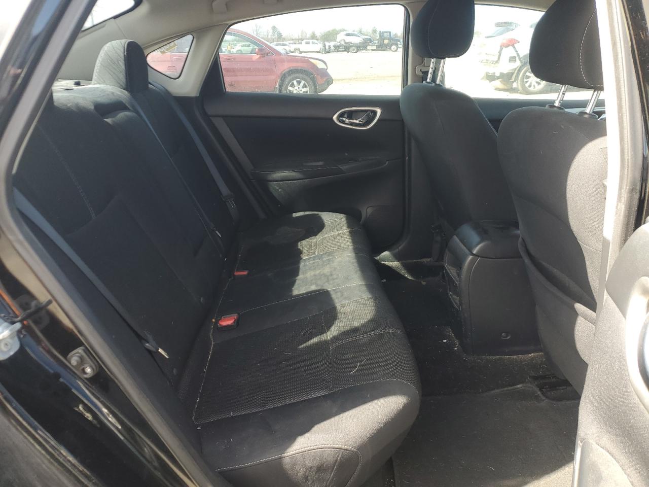 2015 Nissan Sentra - Image 10