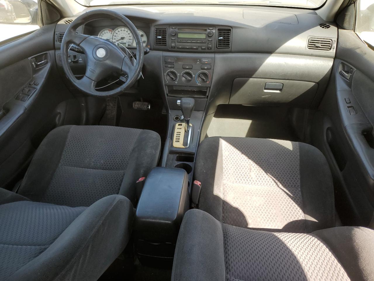 2005 Toyota Corolla - Image 8