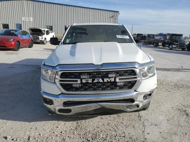  RAM 1500 2024 Белы