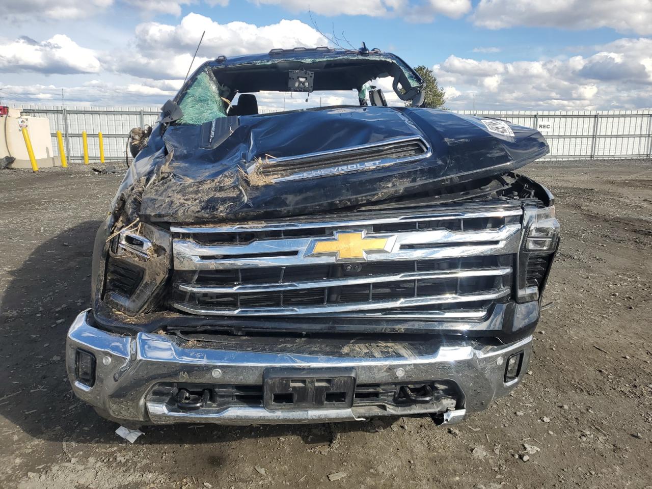 2024 Chevrolet Silverado - Image 5