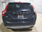 2017 Volvo V60 Cross Country Premier en Venta en Candia, NH - Rear End