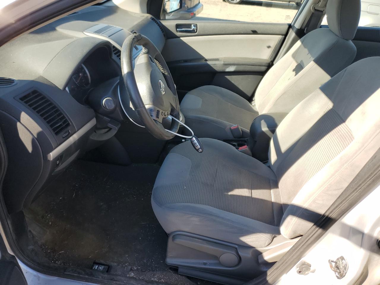 2011 Nissan Sentra - Image 7