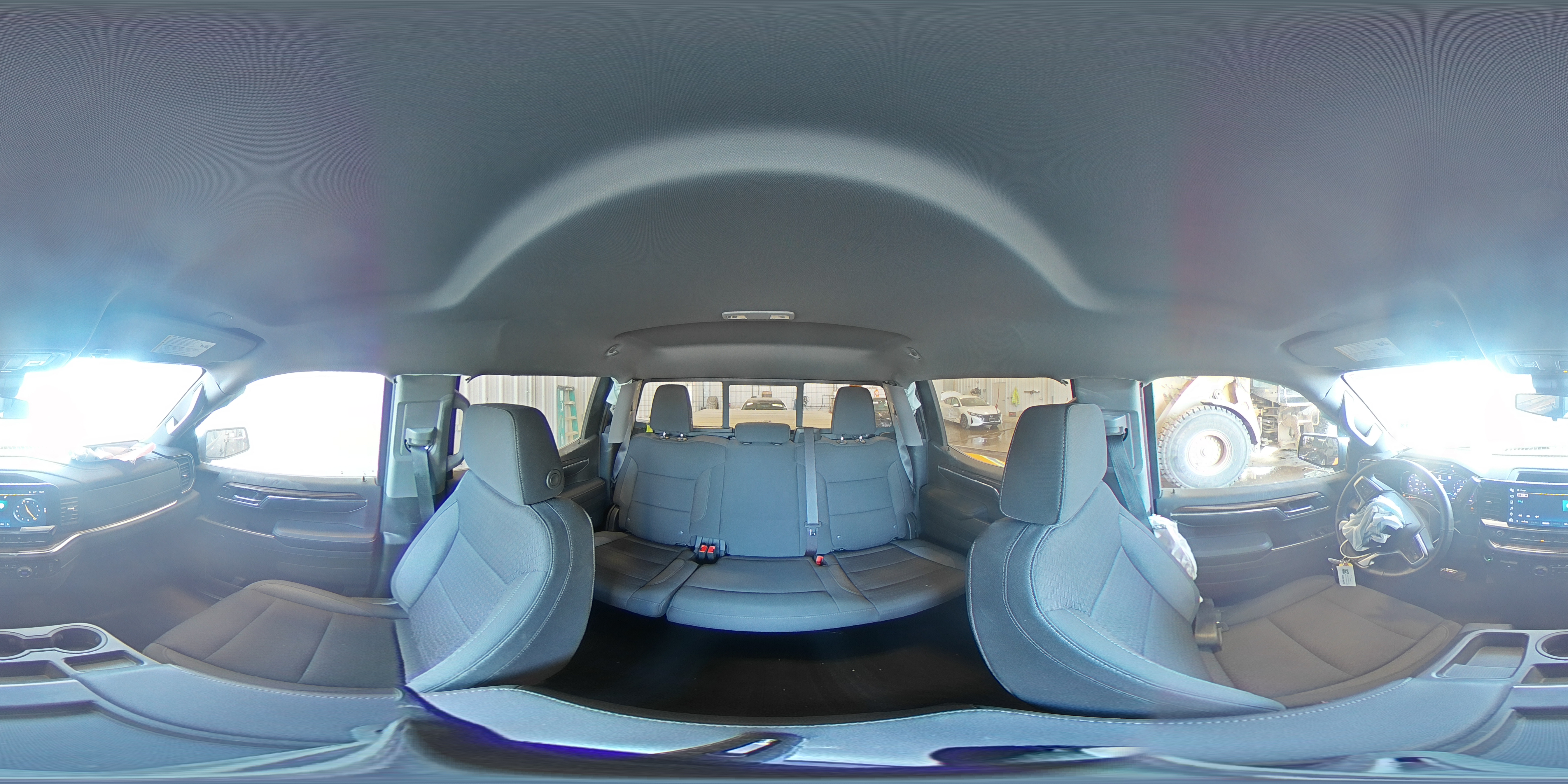 2023 Chevrolet Silverado - Image 14