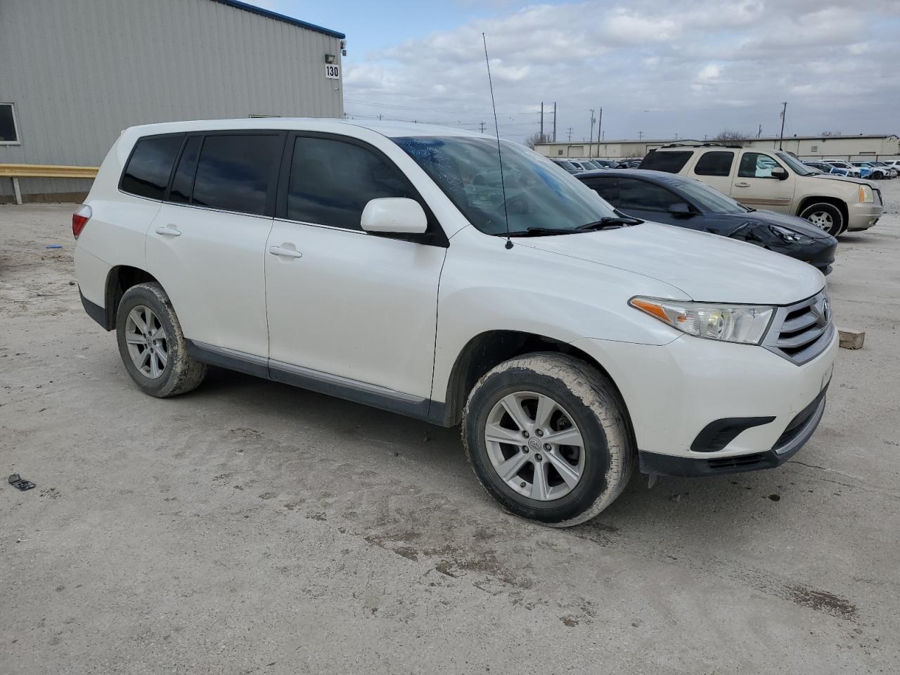 2011 Toyota Highlander - Image 4
