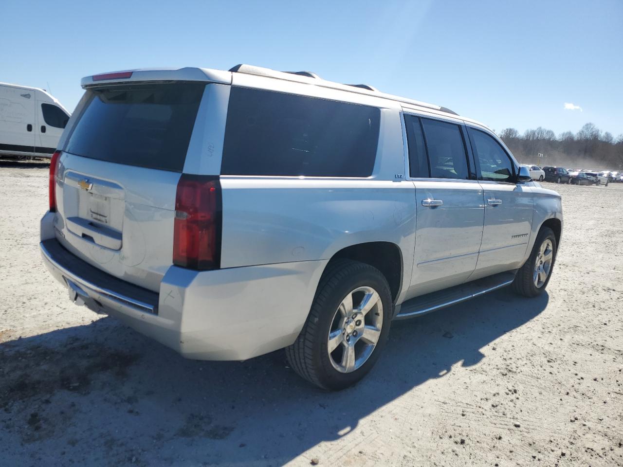 2015 Chevrolet Suburban - Image 3