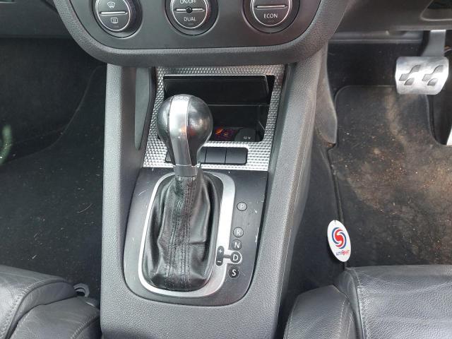 2006 VOLKSWAGEN GOLF R32 S