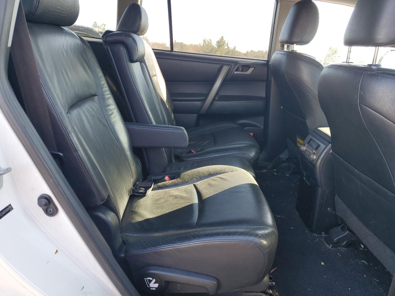 2008 Toyota Highlander - Image 10