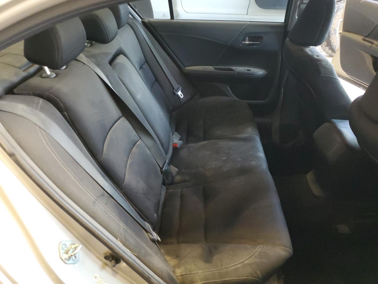 2013 Honda Accord - Image 10