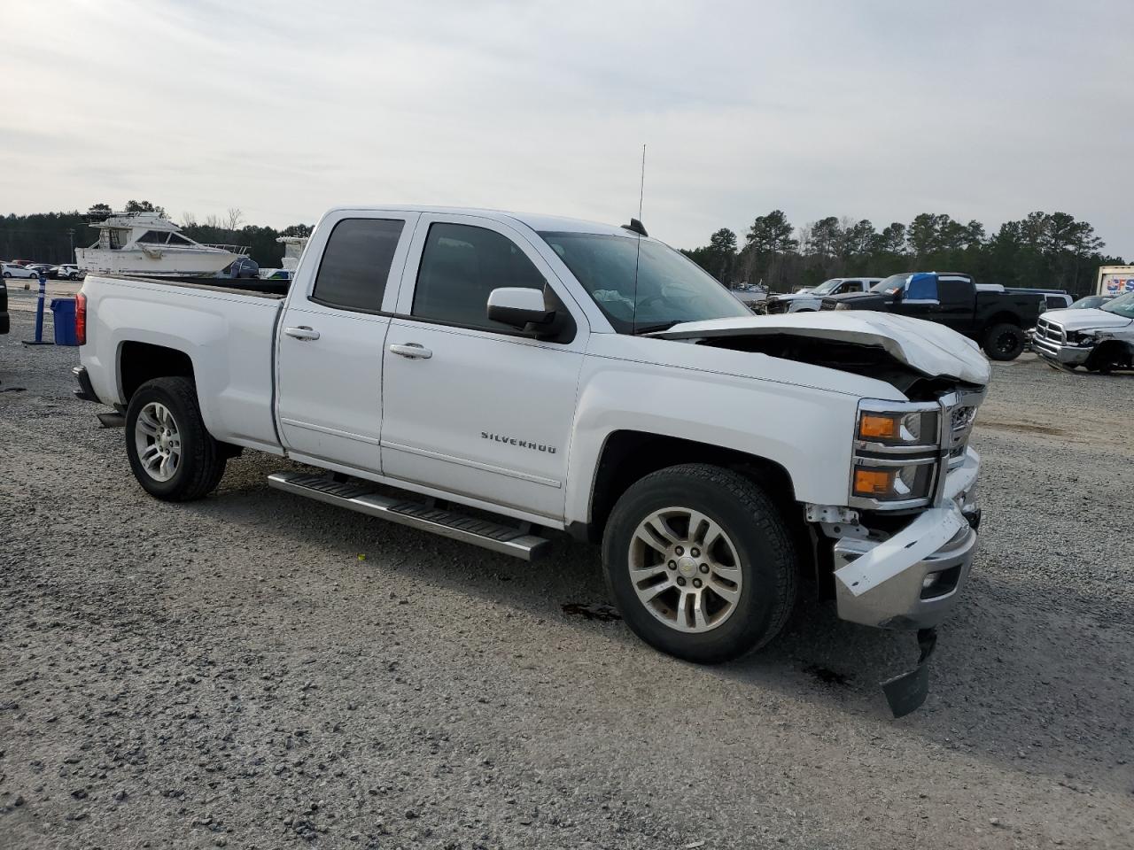 2015 Chevrolet Silverado - Image 4