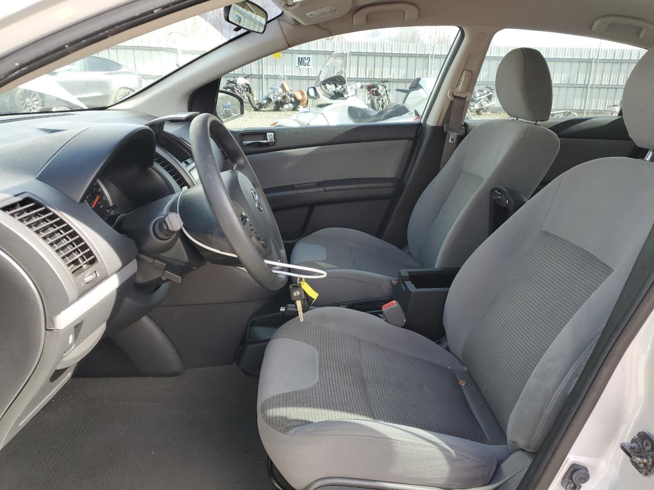 2012 Nissan Sentra - Image 7