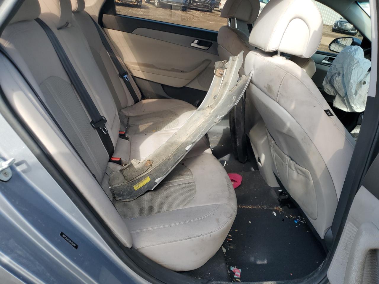 2016 Hyundai Sonata - Image 10