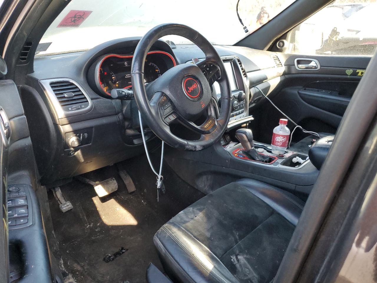 2017 Jeep Grand Cherokee - Image 8