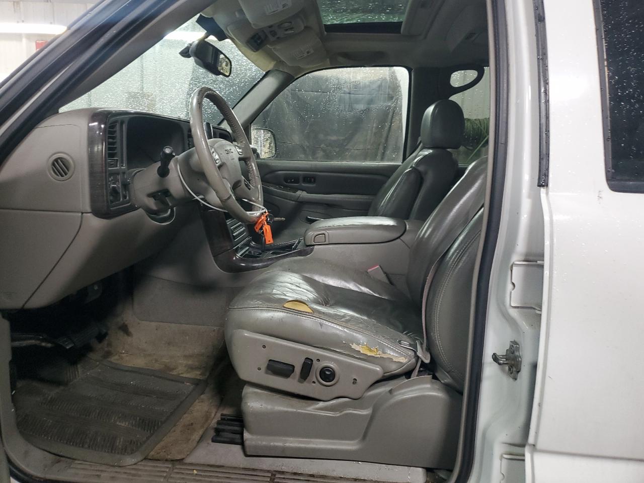 2006 GMC Yukon - Image 7