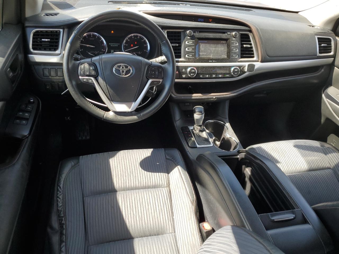 2015 Toyota Highlander - Image 8
