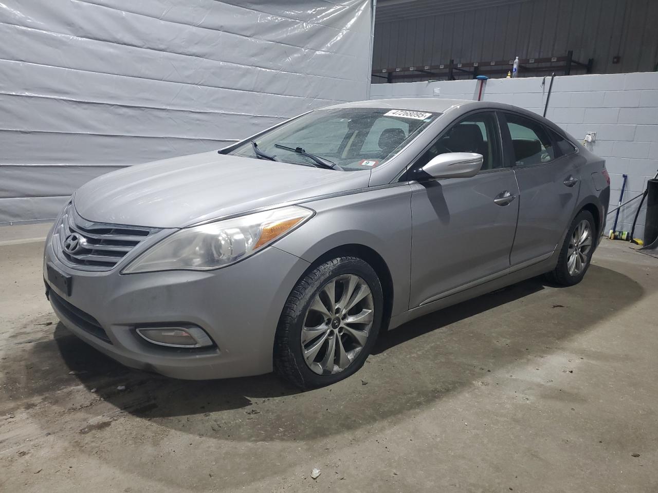 2012 Hyundai Azera - Image 1