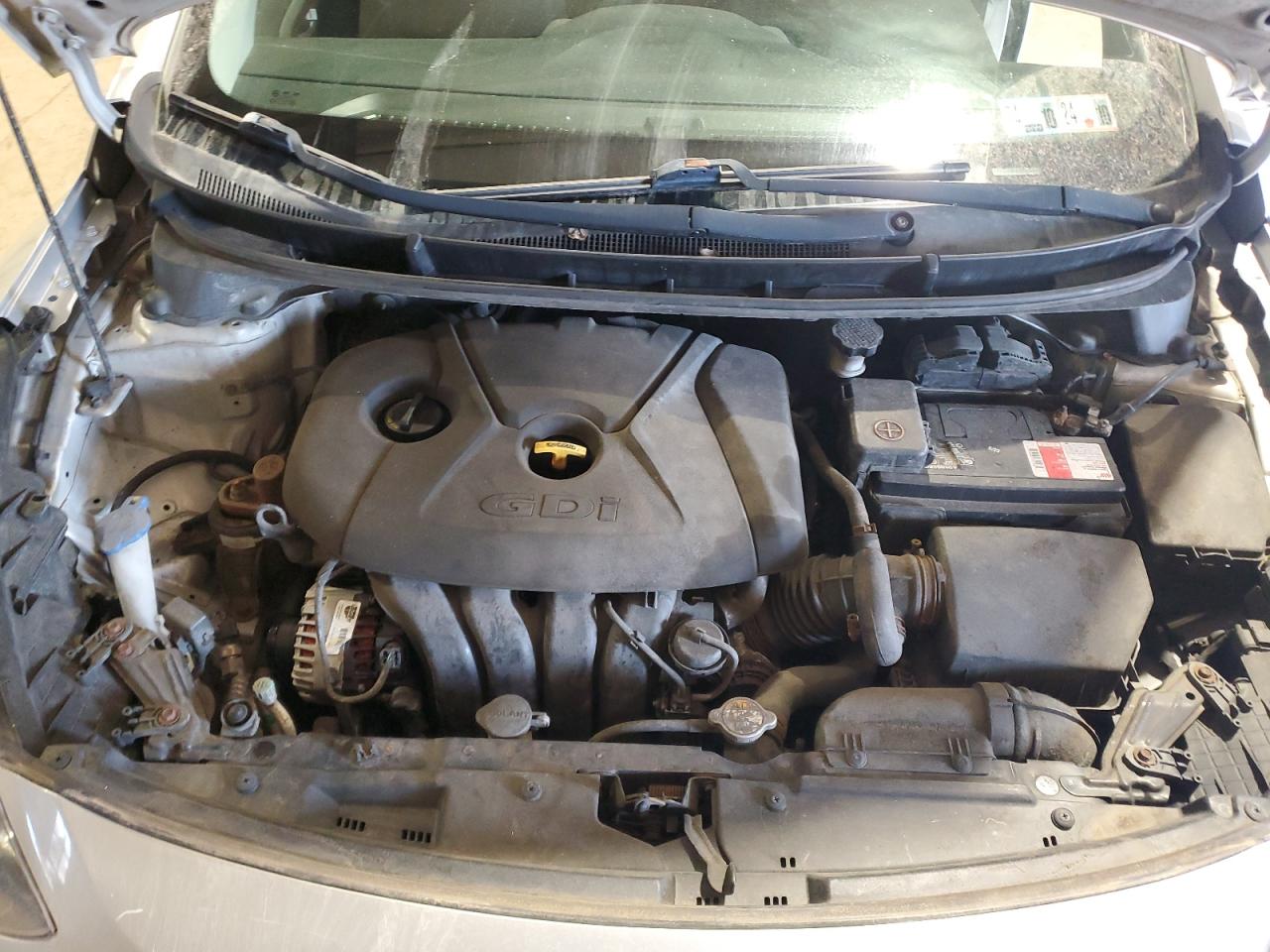 2014 Hyundai Elantra - Image 11
