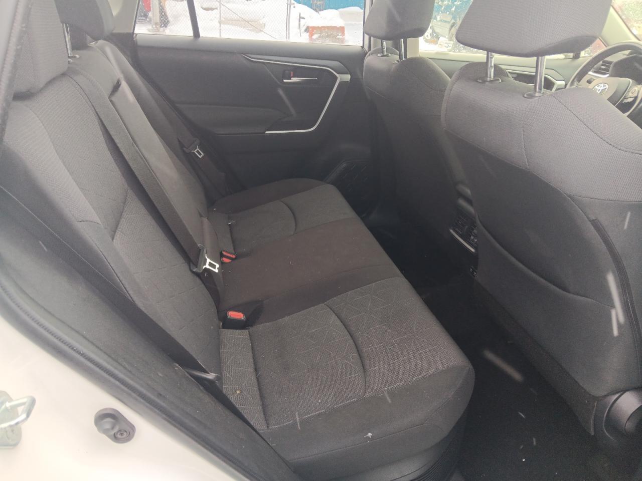 2019 Toyota RAV 4 - Image 10