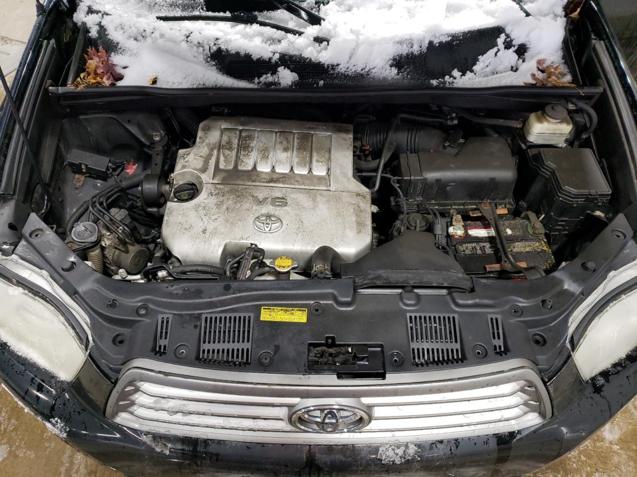 2010 Toyota Highlander - Image 14