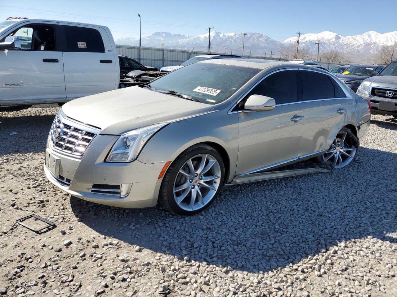 2013 Cadillac XTS - Image 1