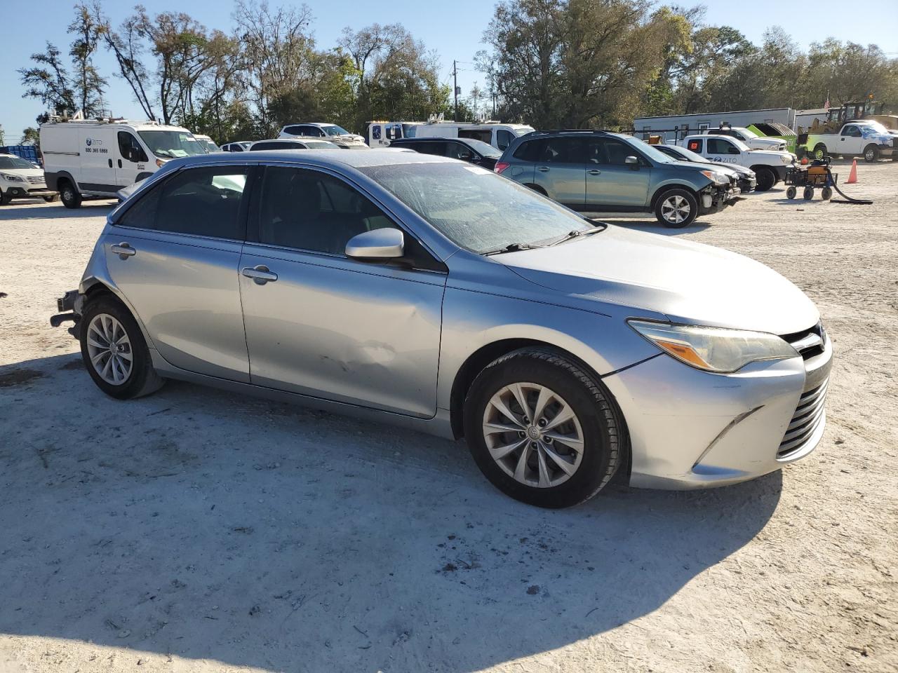 2016 Toyota Camry - Image 4
