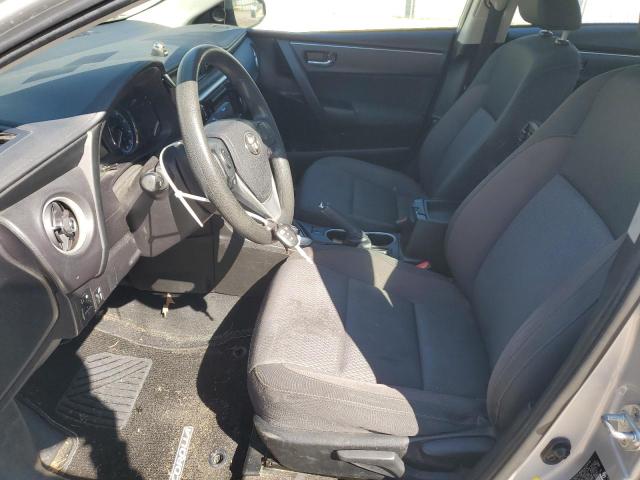 Седаны TOYOTA COROLLA 2017 Серебристый