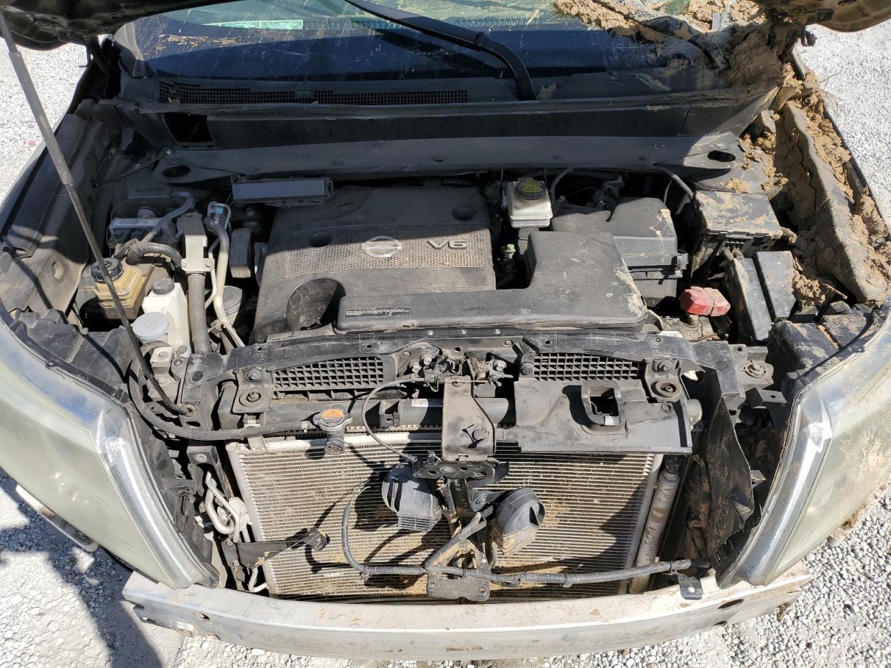 2014 Nissan Pathfinder - Image 12