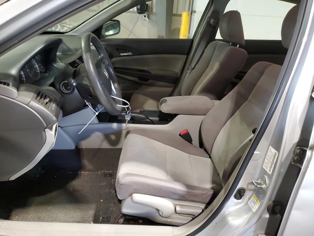 2009 Honda Accord - Image 7