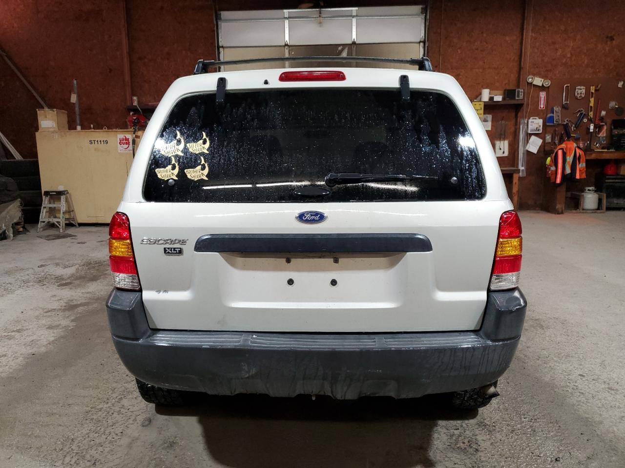 2004 Ford Escape - Image 6