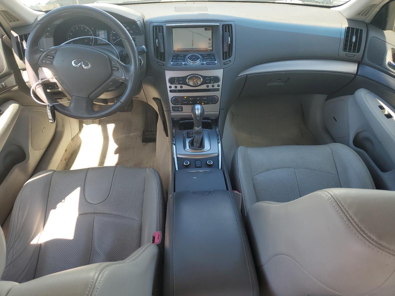 2012 Infiniti G - Image 8