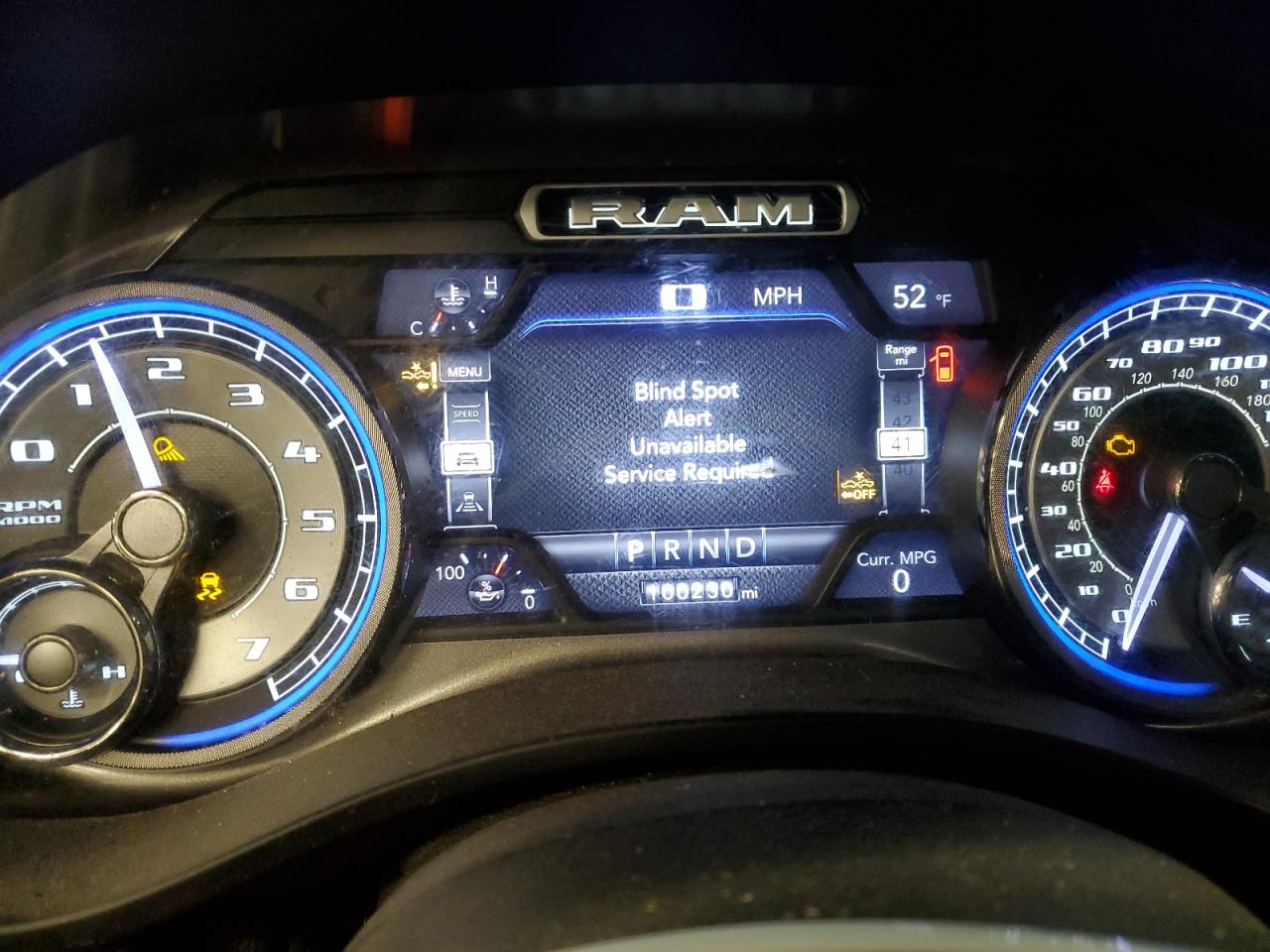 2019 RAM 1500 - Image 9