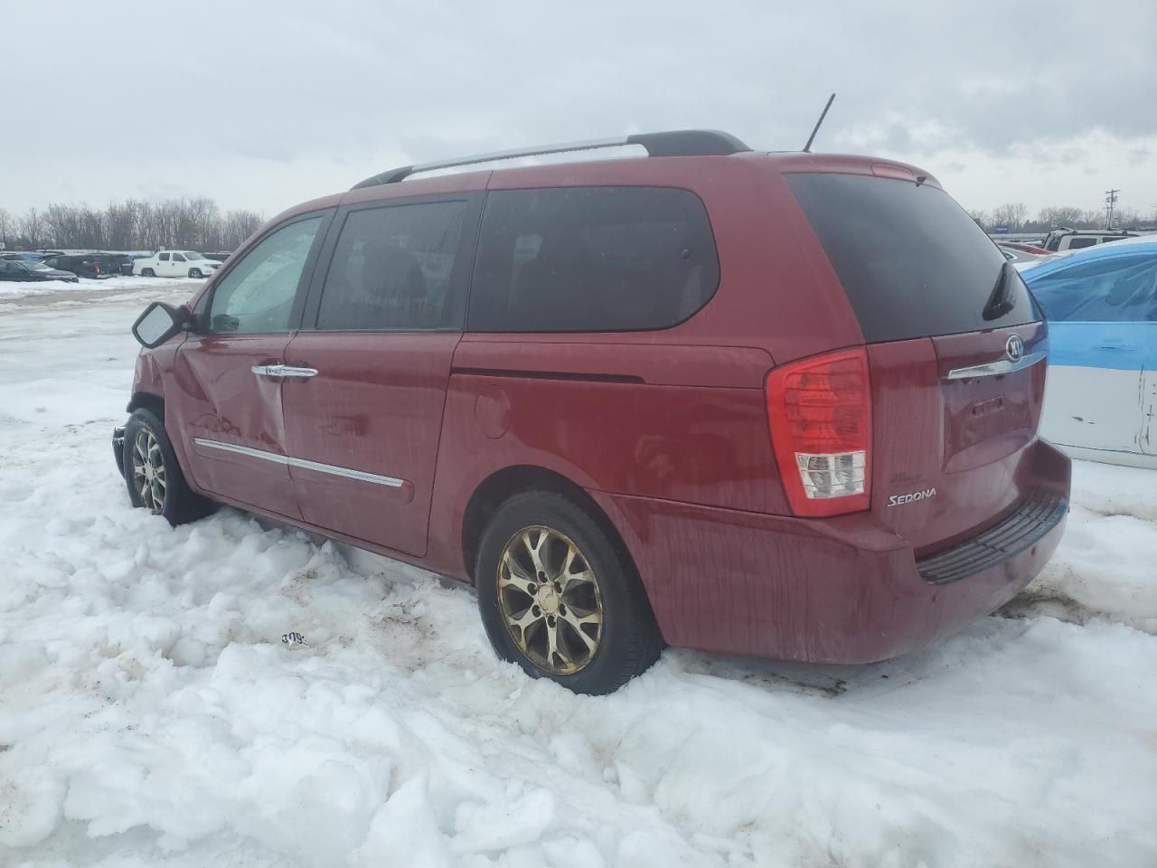 2014 Kia Sedona - Image 2