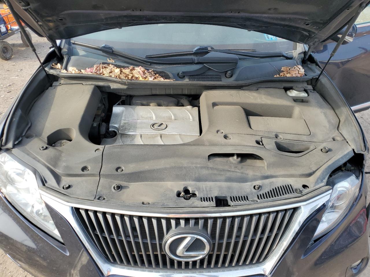 2010 Lexus RX - Image 13