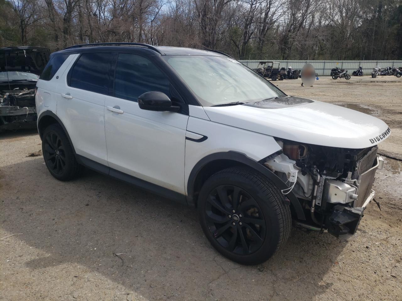 2020 Land Rover Discovery - Image 4