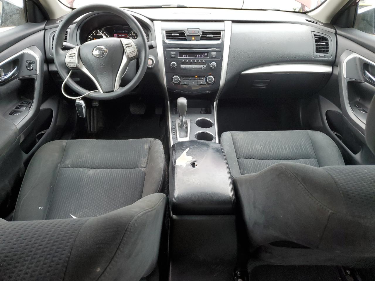 2015 Nissan Altima - Image 8