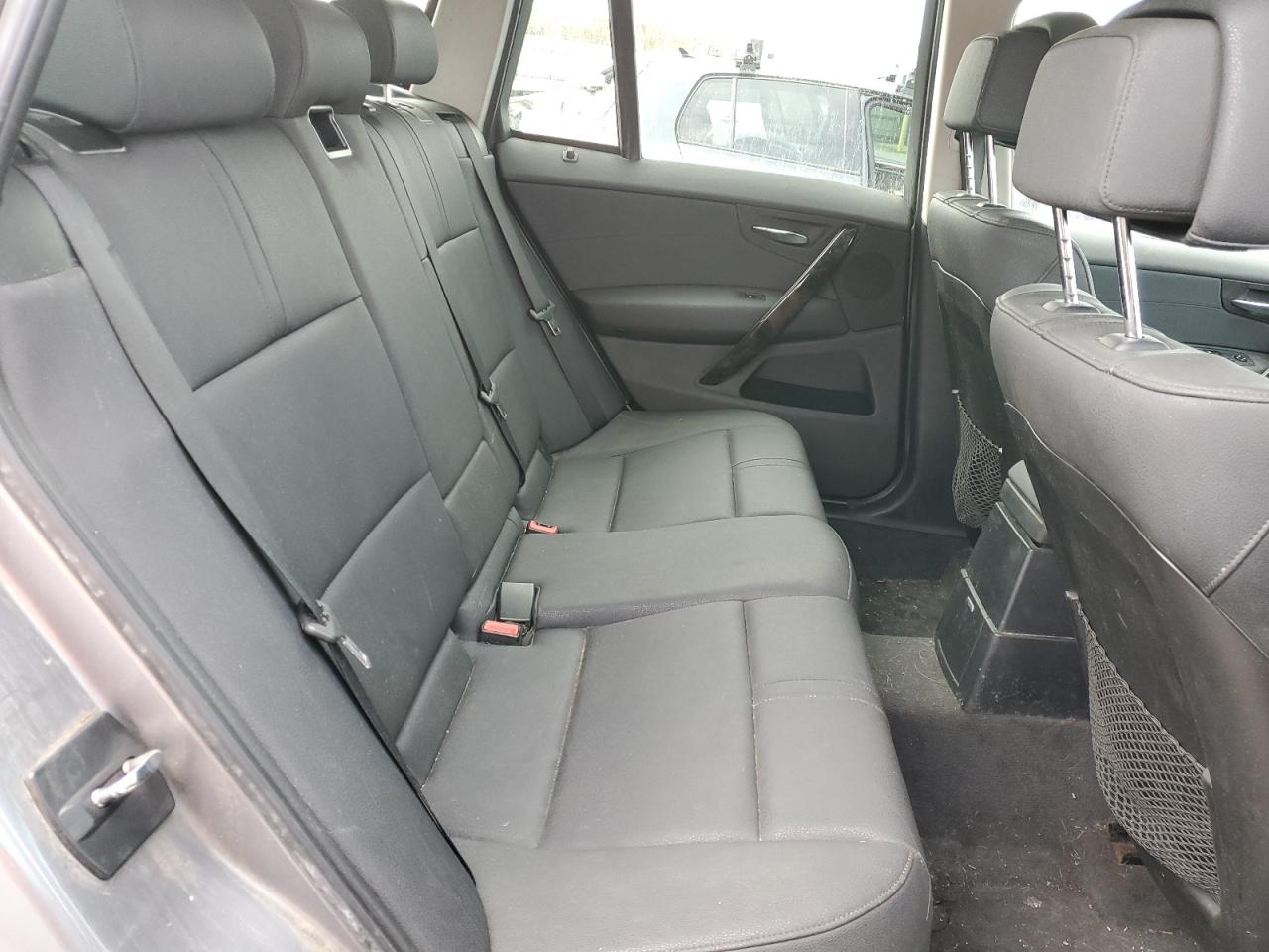 2010 BMW X3 - Image 11