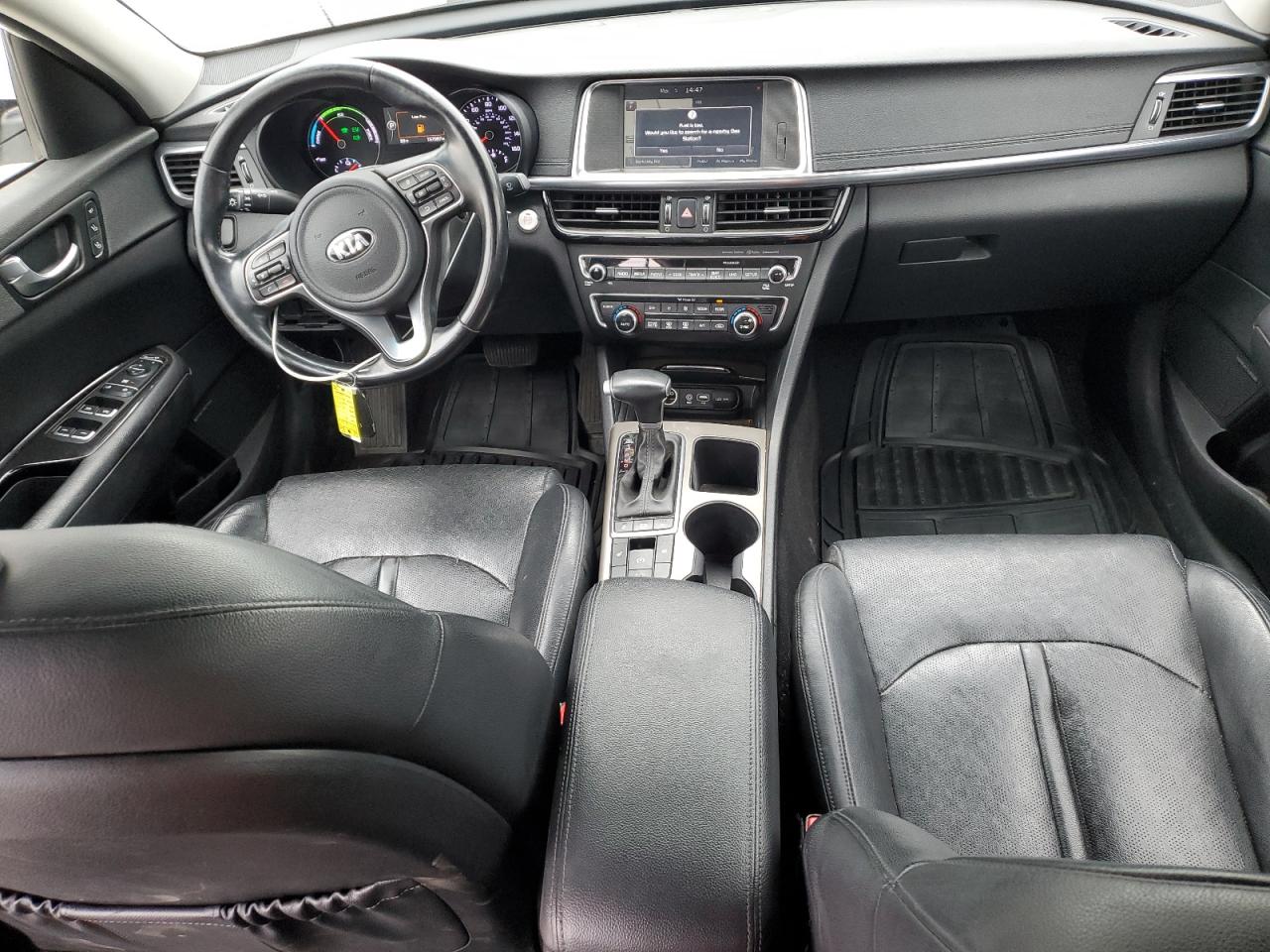 2017 Kia Optima - Image 8