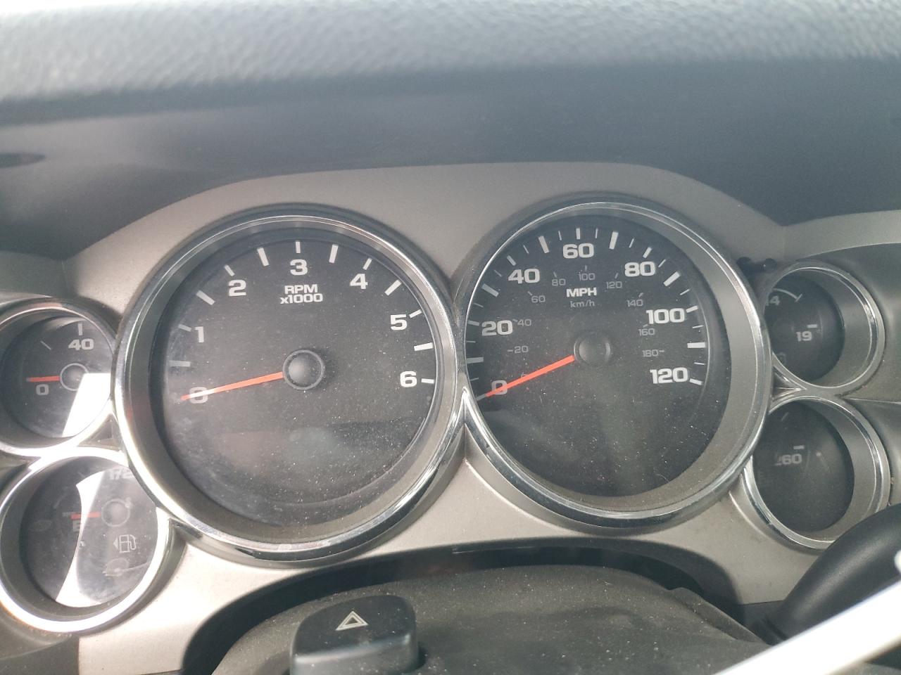 2013 GMC Sierra - Image 9