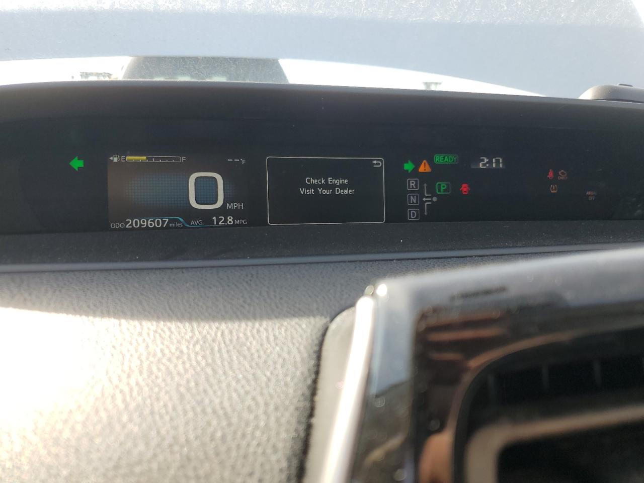2016 Toyota Prius - Image 9